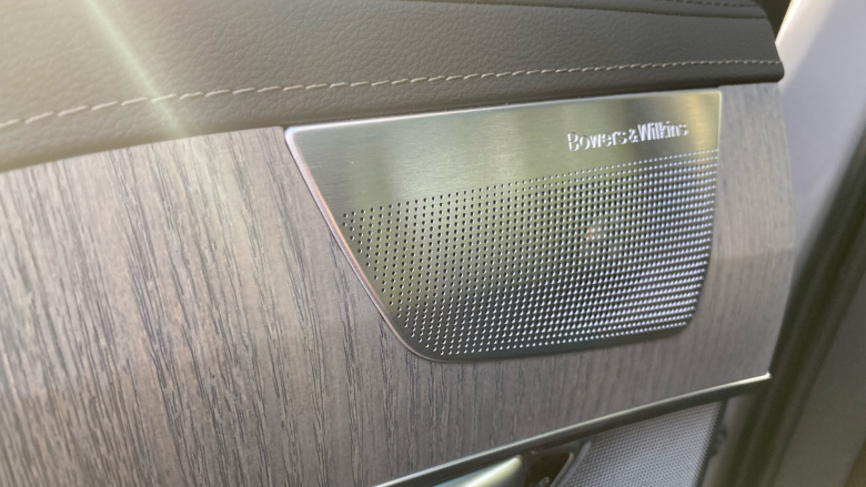 Volvo XC90 2.0 T8 PHEV Ultra Dark 5dr AWD Geartronic Estate